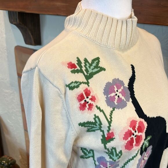 Northern Isles Cream Mock Neck Floral Black Cat Sweater, M! - Picture 3 of 8